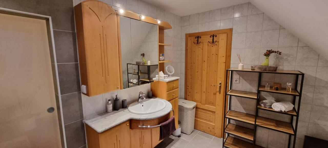Apartment Mittelpunkt - Kaufmann Sankt Stefan ob Leoben Luaran gambar
